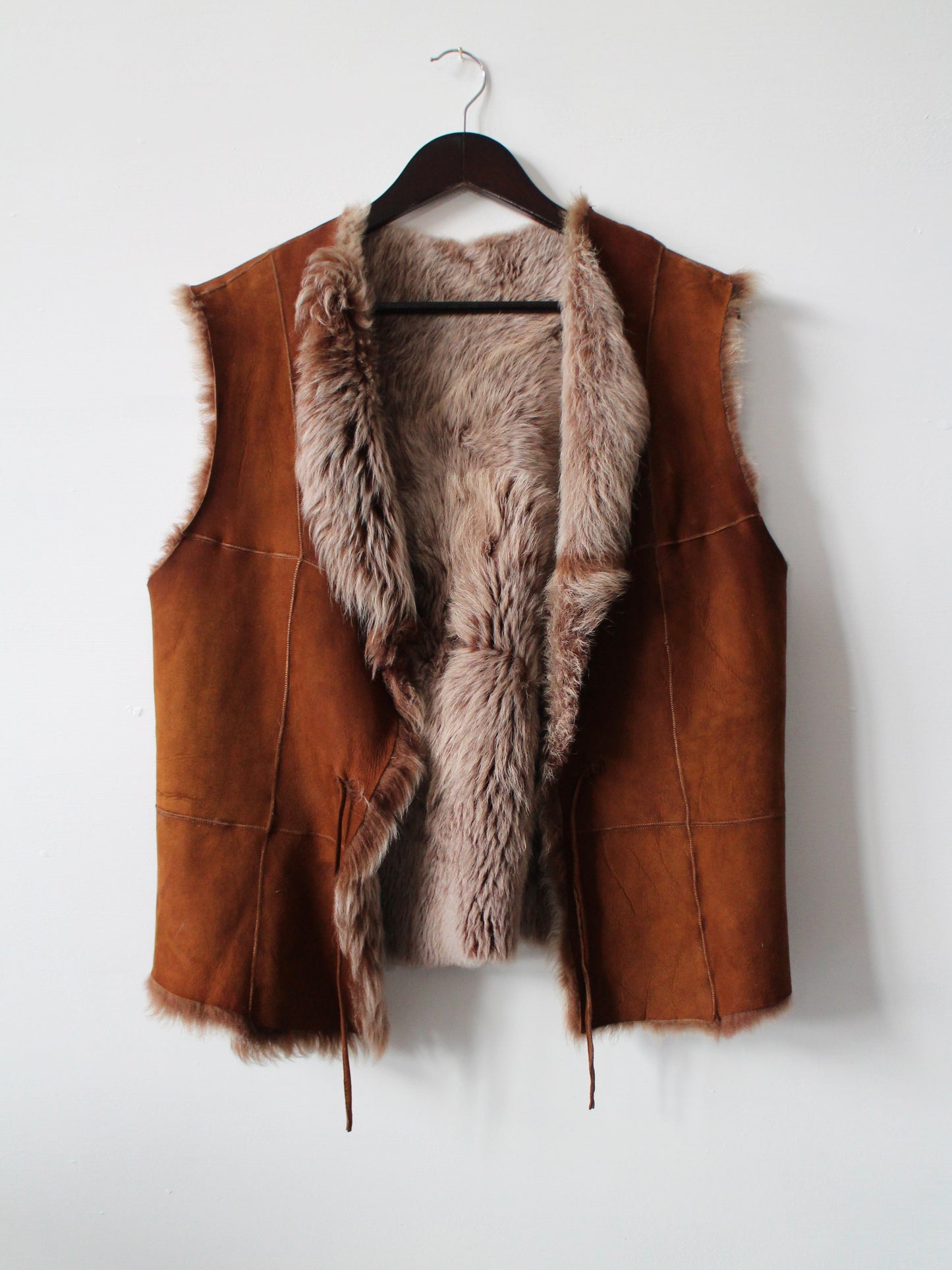 REVERSIBLE SUEDE & TOSCANA GILET
