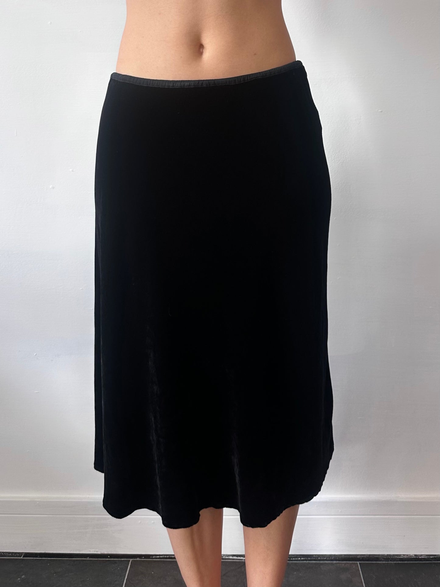 GHOST VELVET MIDI SKIRT
