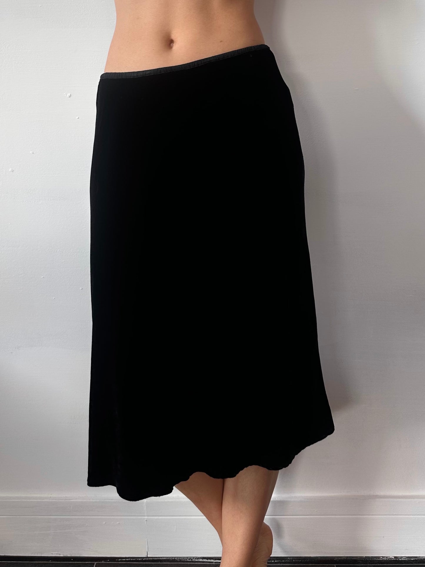 GHOST VELVET MIDI SKIRT
