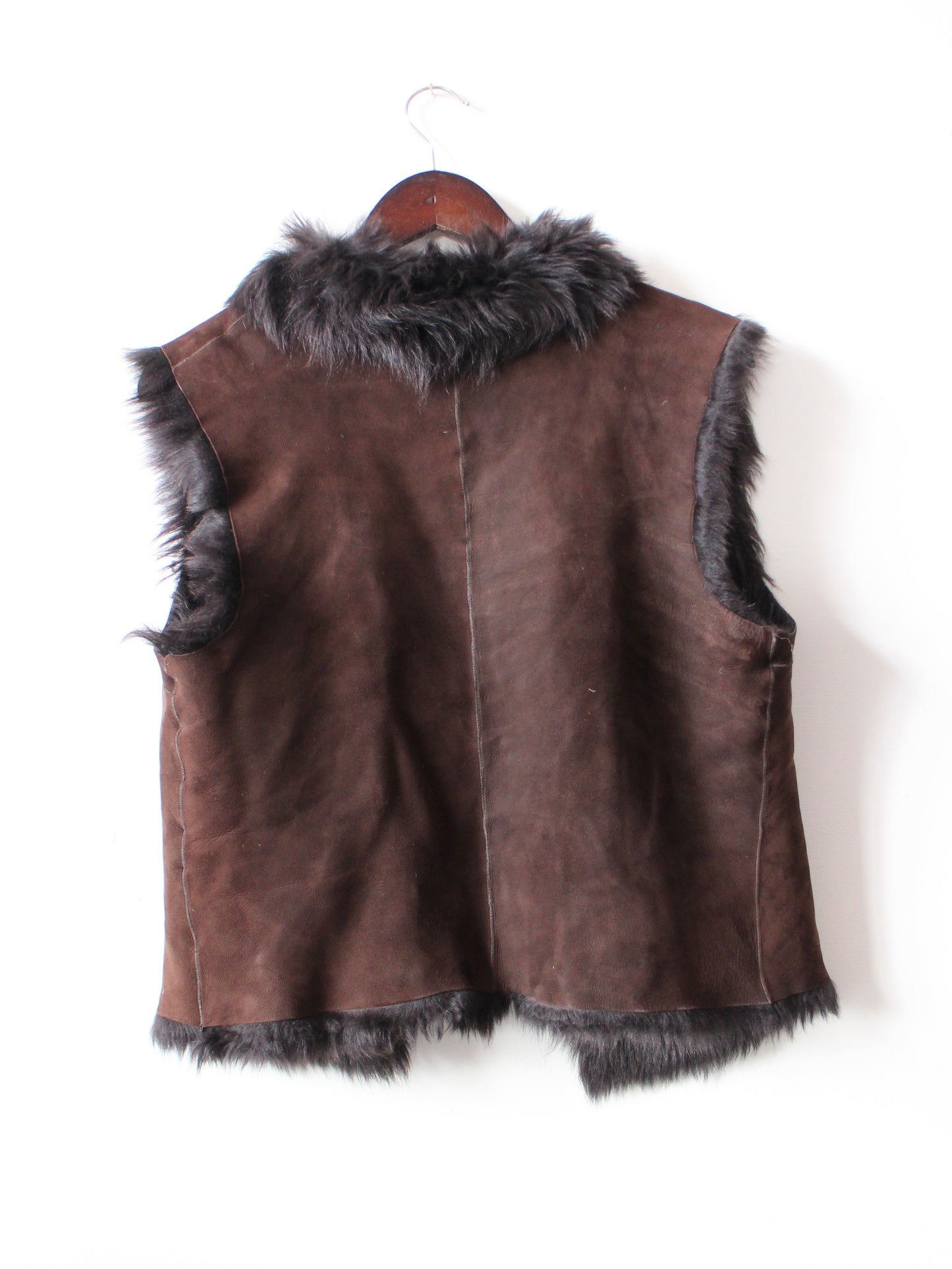REVERSIBLE SUEDE & SHEARLING GILET