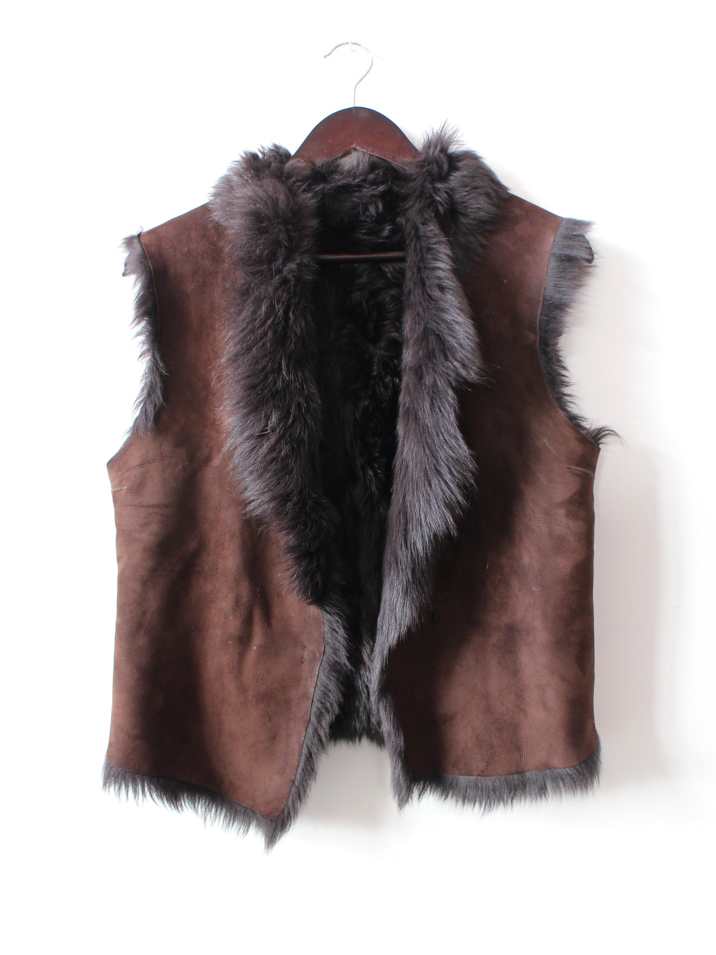 REVERSIBLE SUEDE & SHEARLING GILET