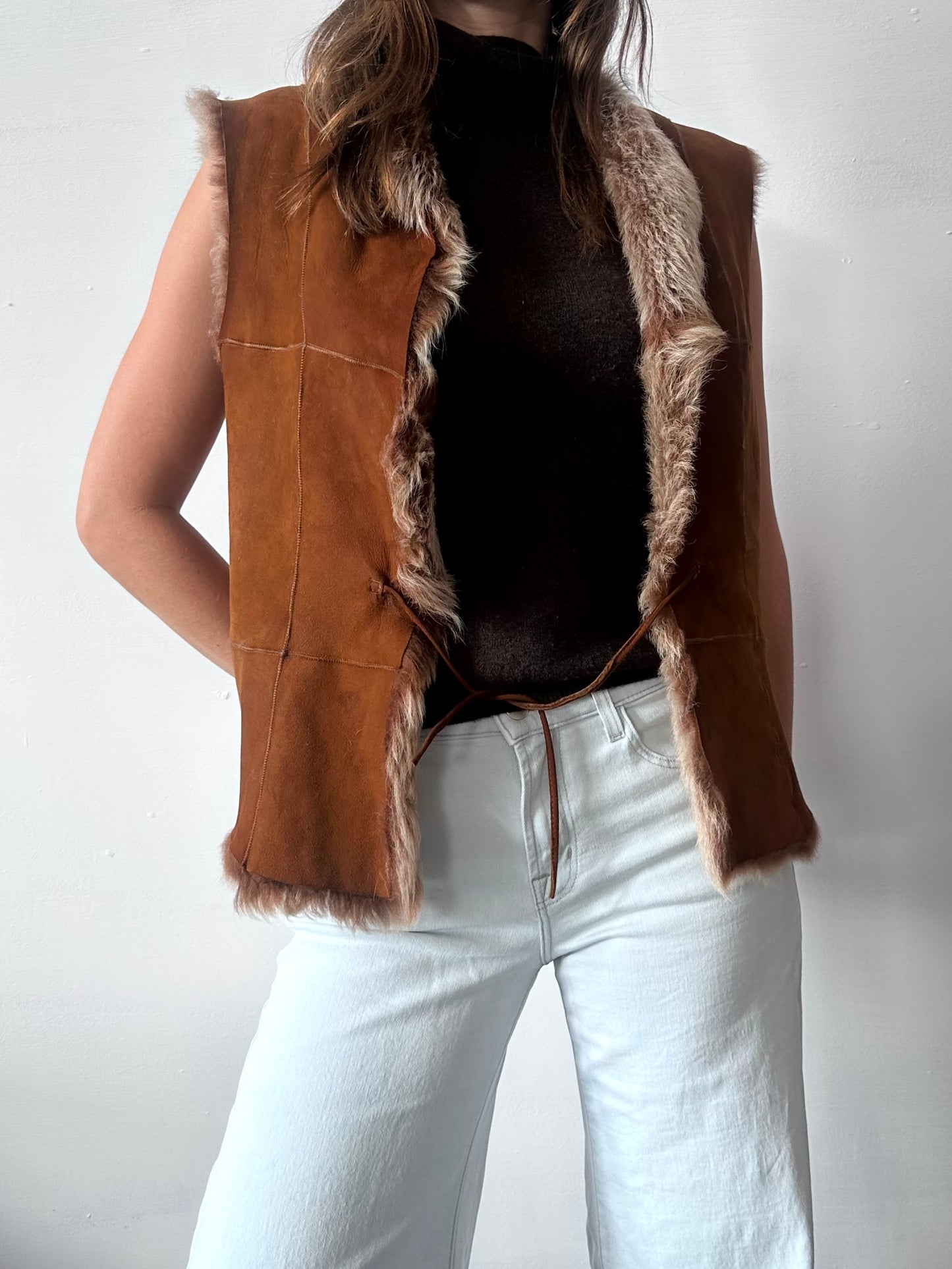 REVERSIBLE SUEDE & TOSCANA GILET