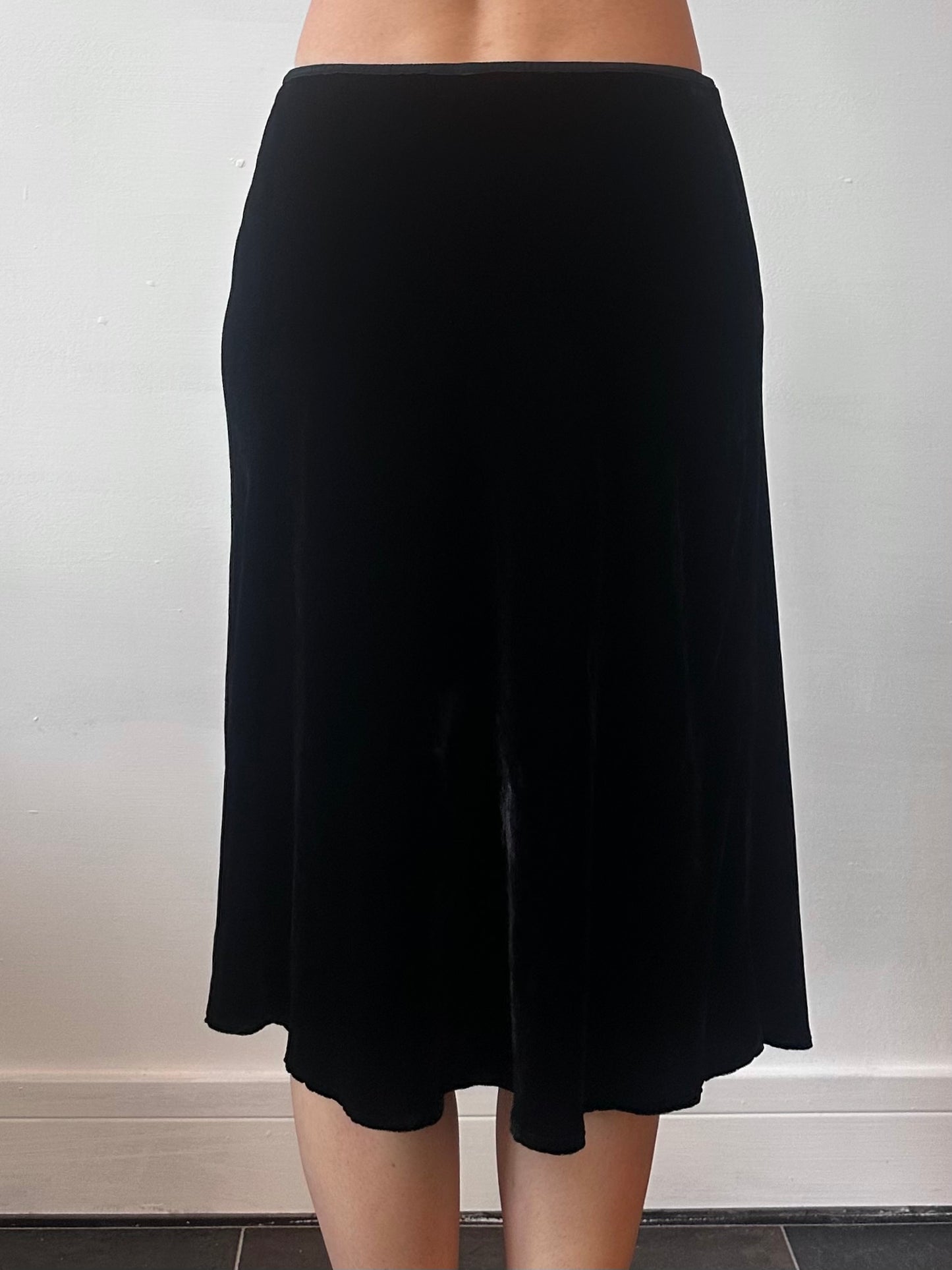 GHOST VELVET MIDI SKIRT