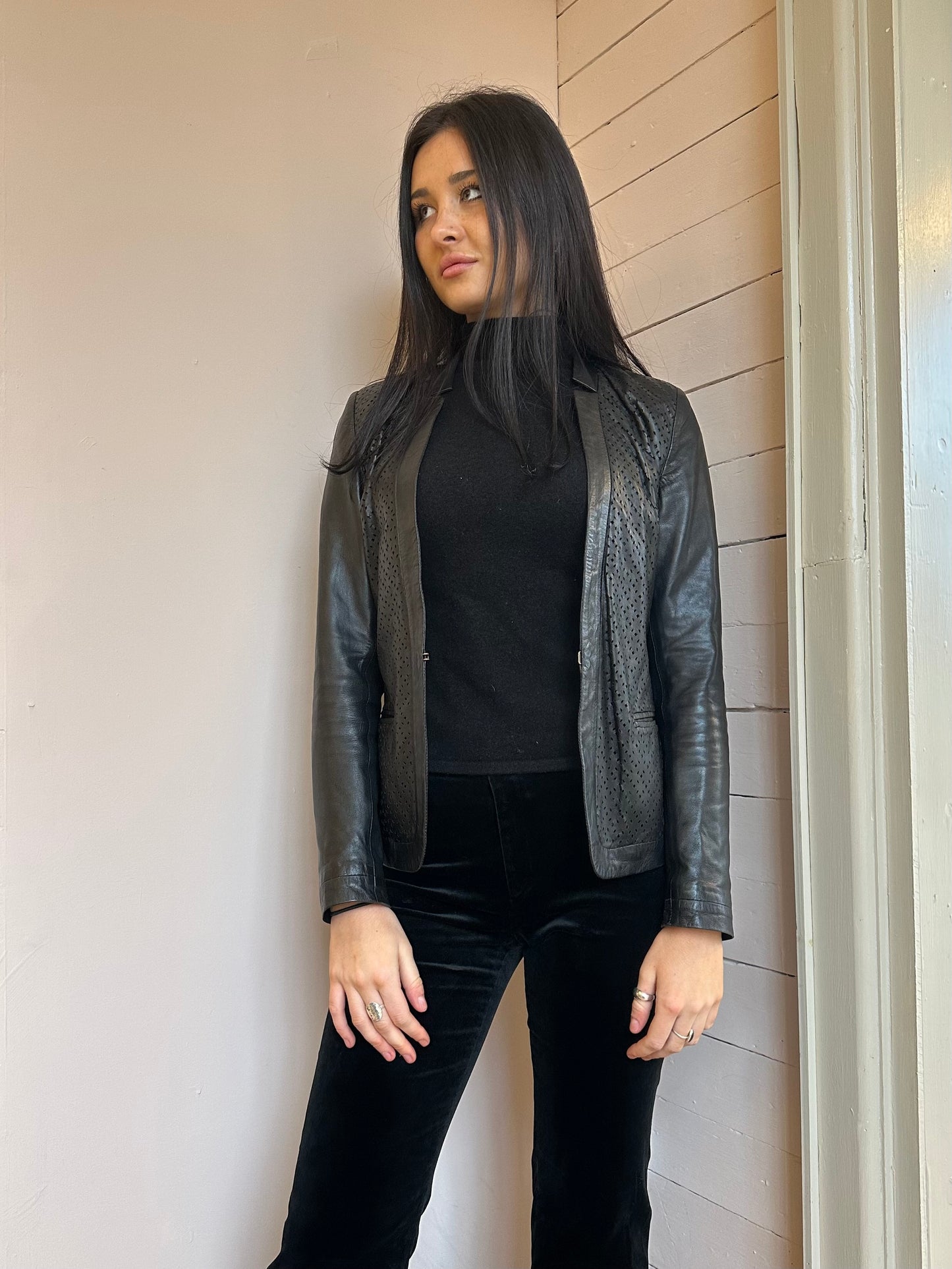 BLACK LEATHER JACKET